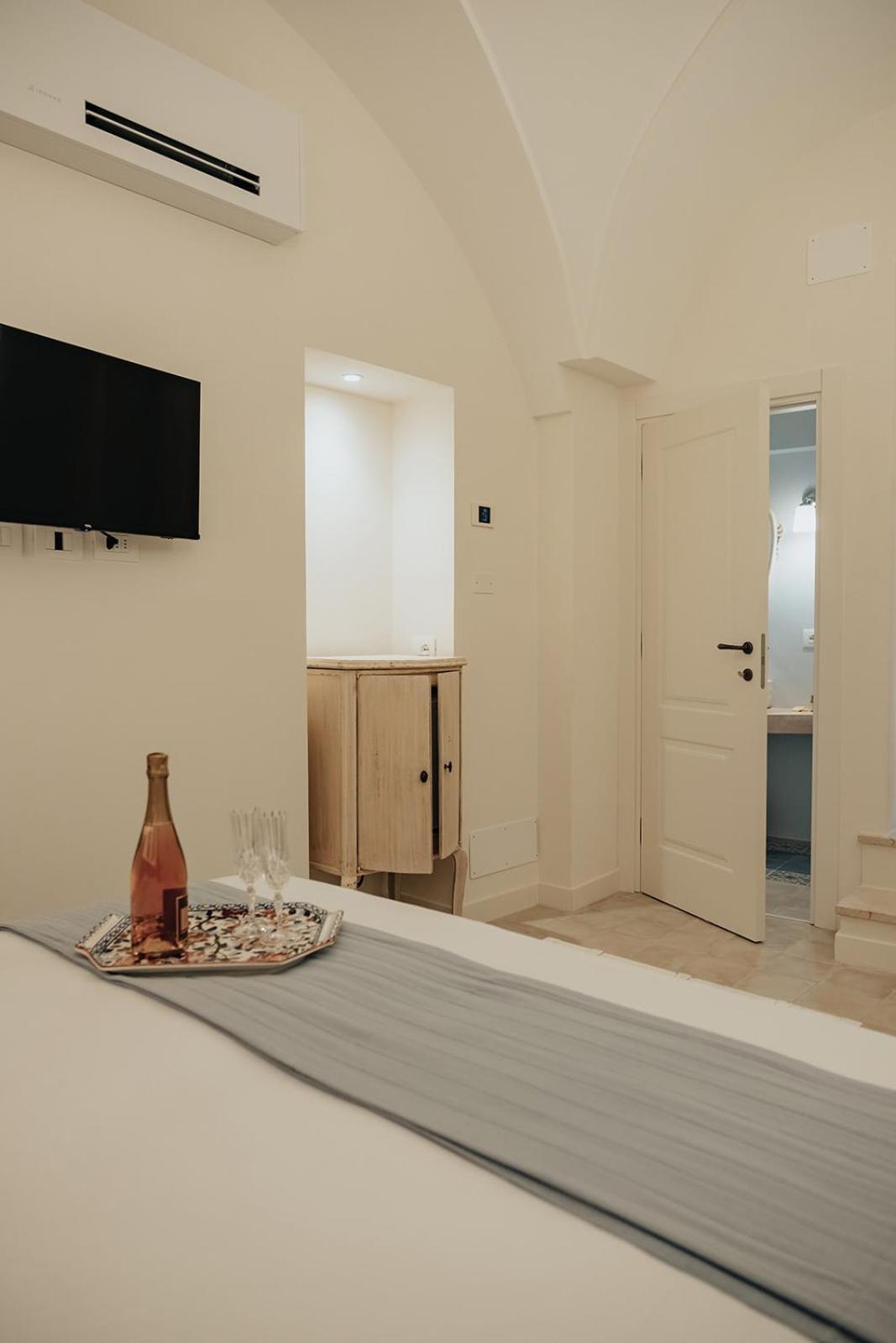 Le Maioliche - Apulian B&B Grottaglie Habitación foto